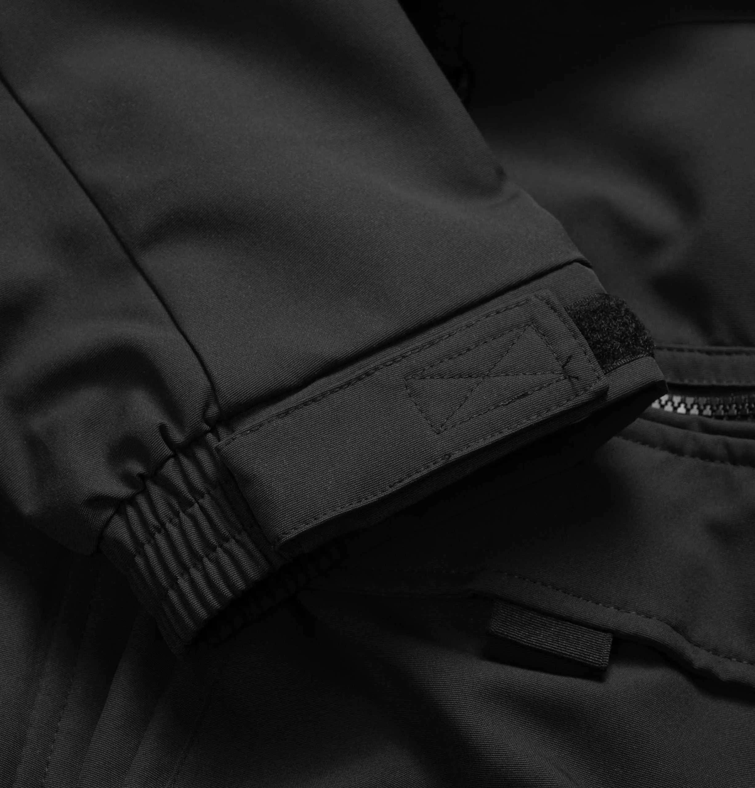 Carhartt WIP Elmwood Jacket – Black