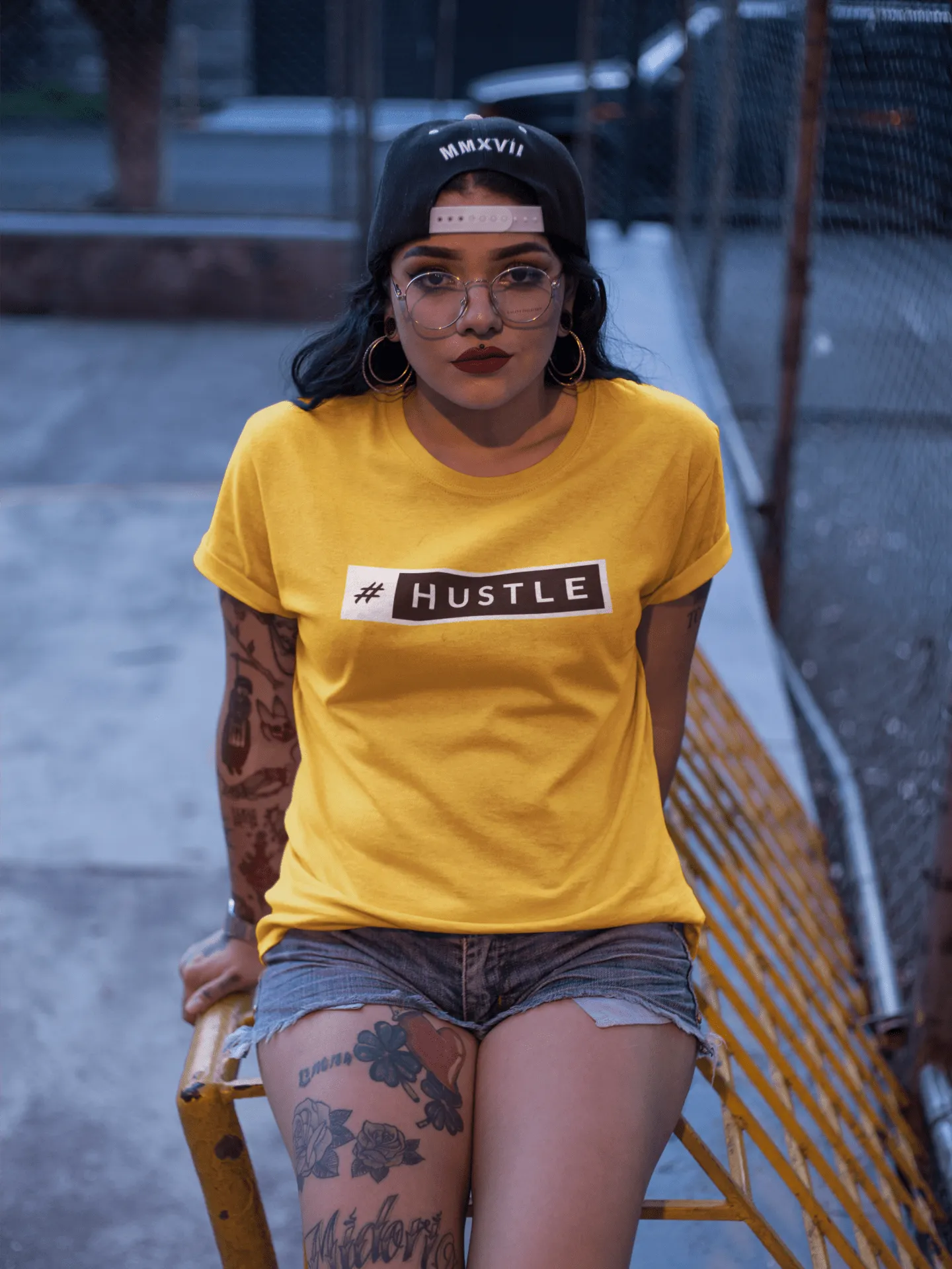 #HUSTLE HALF-SLEEVE T-SHIRT