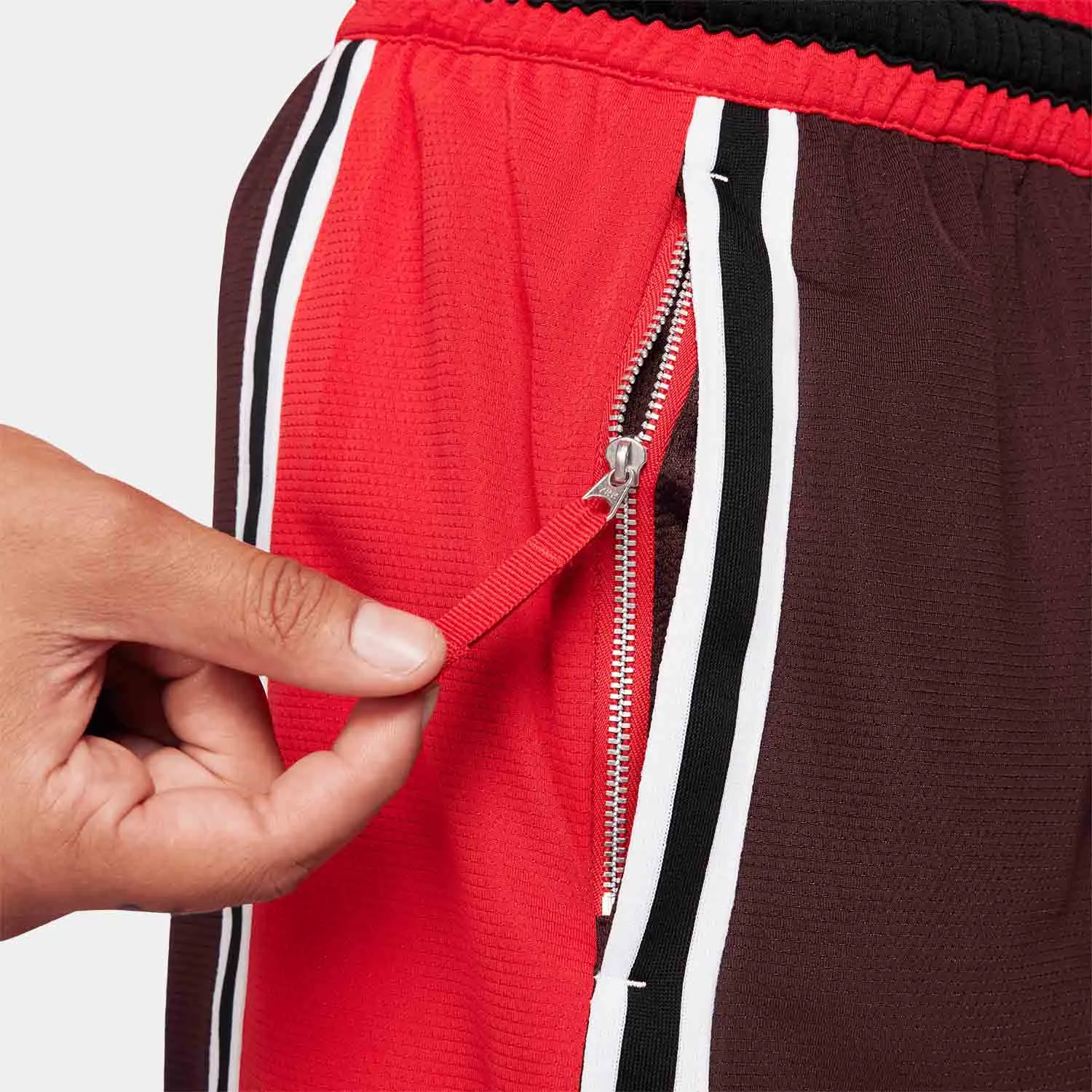 Men's Dri-FIT DNA  8" Basketball Shorts