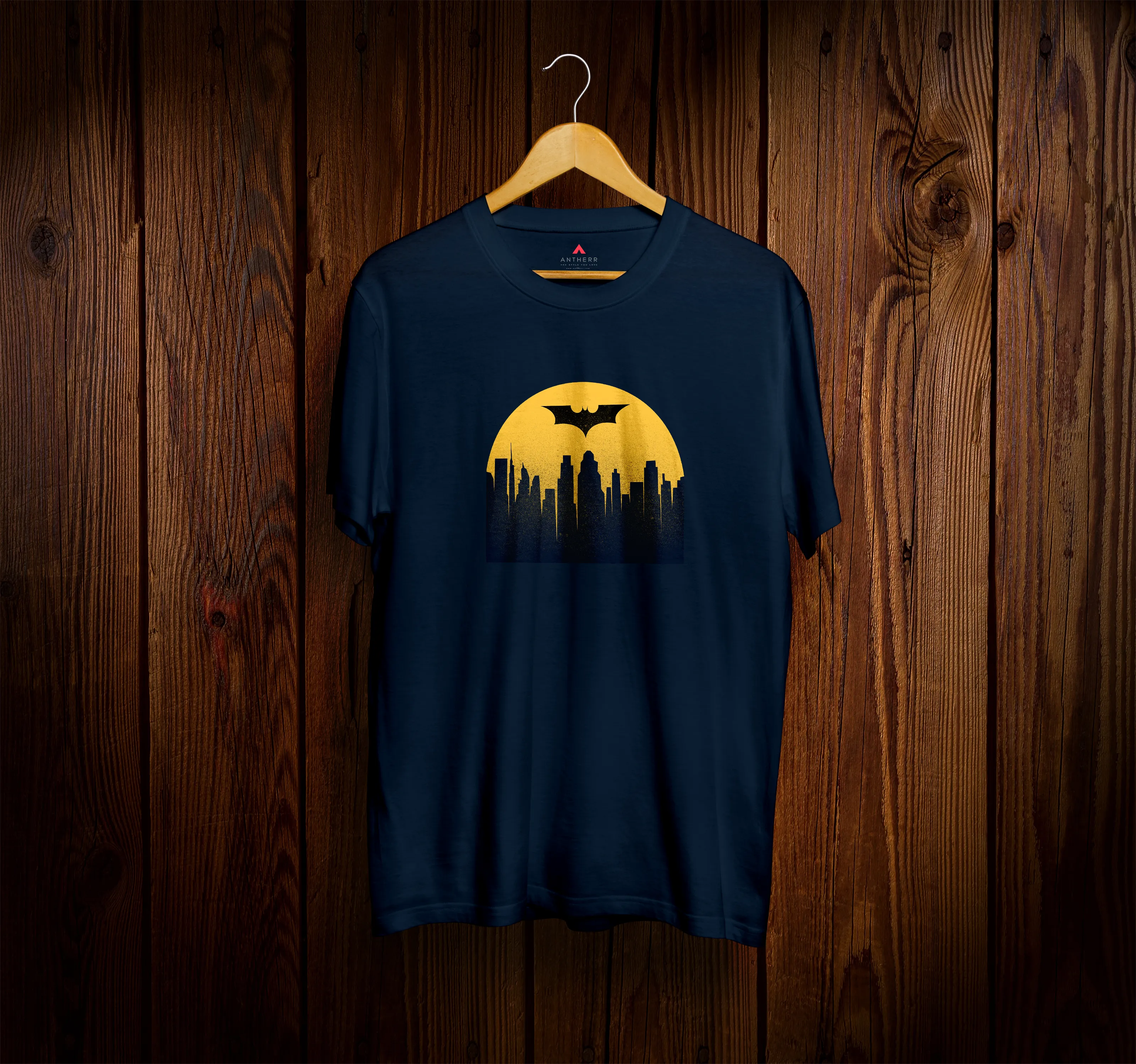 " BATMAN BEGINS " HALF-SLEEVE T-SHIRTS