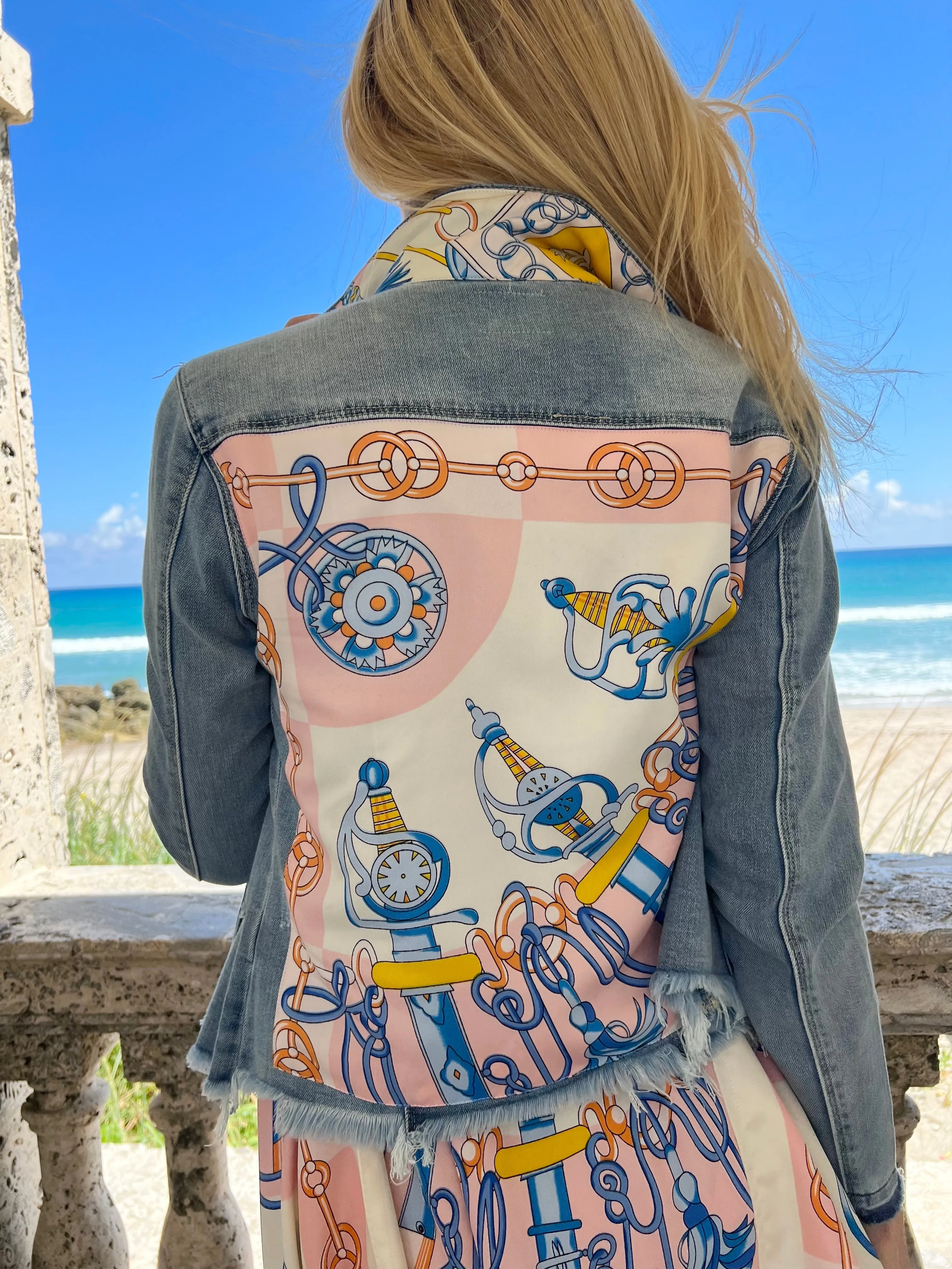 The Light Denim Jacket / Elegant Pink