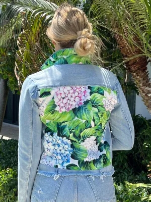 The Light Denim Jacket / Green Leaf Hydrangea